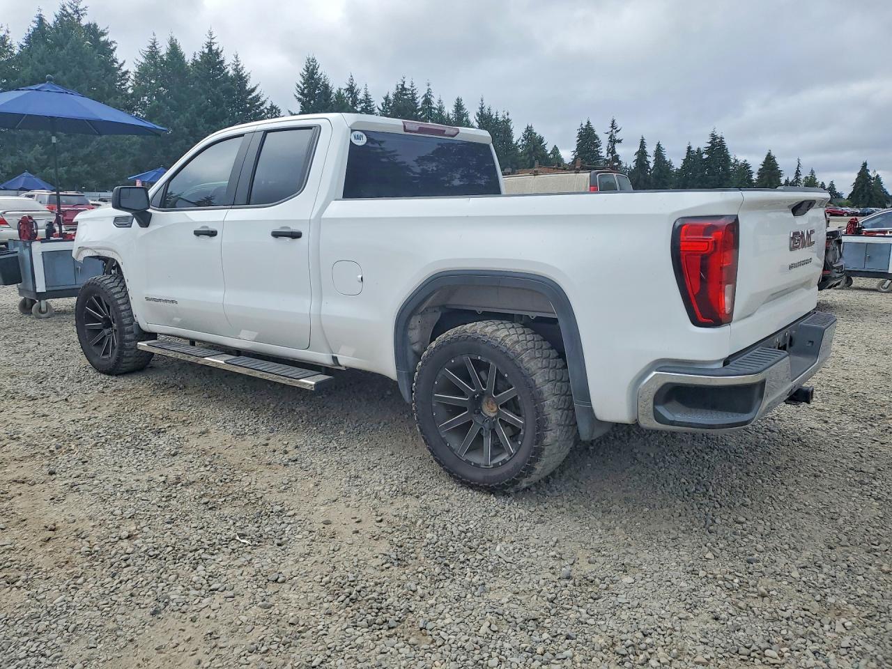 1GTR8AEF1LZ203420 · 2020 GMC SIERRA · 2/12