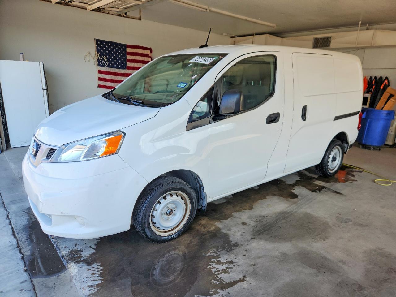 2020 NISSAN NV200