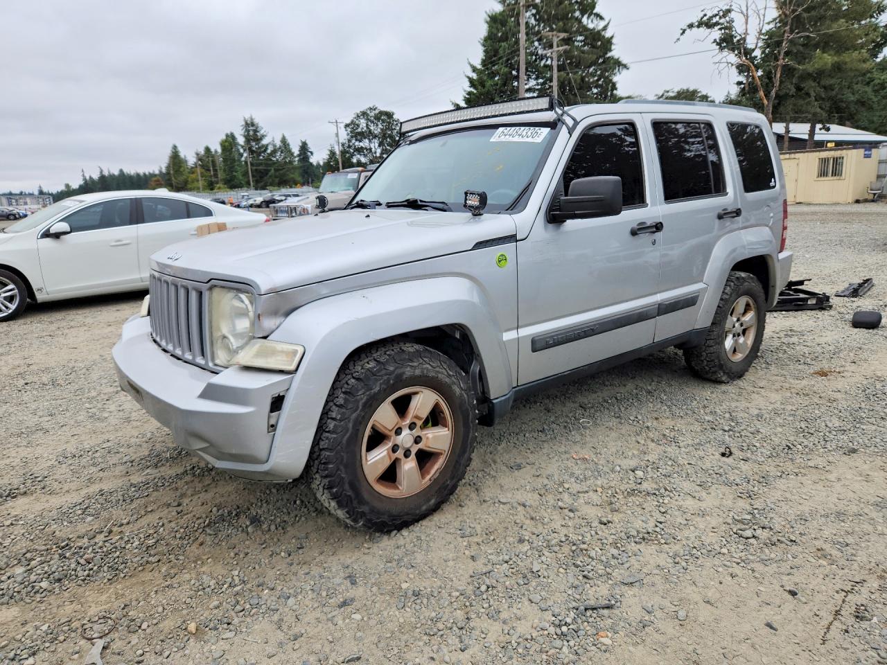 1J4PN2GK4BW579667 · 2011 JEEP LIBERTY