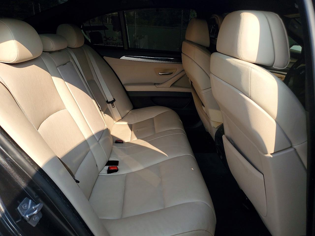 WBAFU9C52BC783542 · 2011 BMW 550 · 10/12