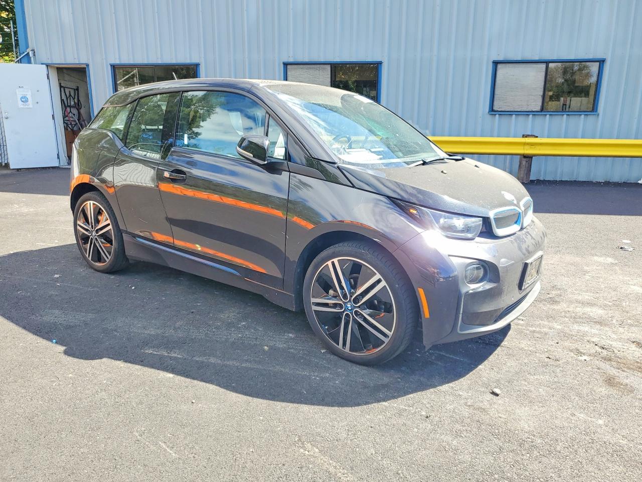 WBY1Z2C51FV287565 · 2015 BMW I3 · 4/12