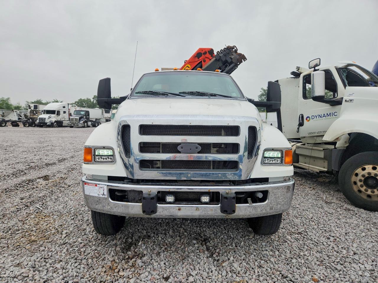 3FRNF7FC0FV726927 · 2015 FORD F750 · 5/13