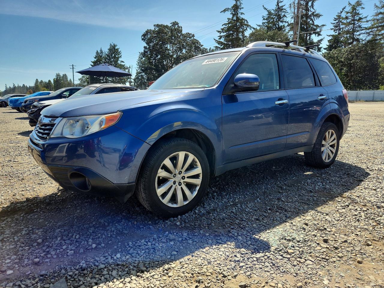 JF2SHAGC8DH441987 · 2013 SUBARU FORESTER