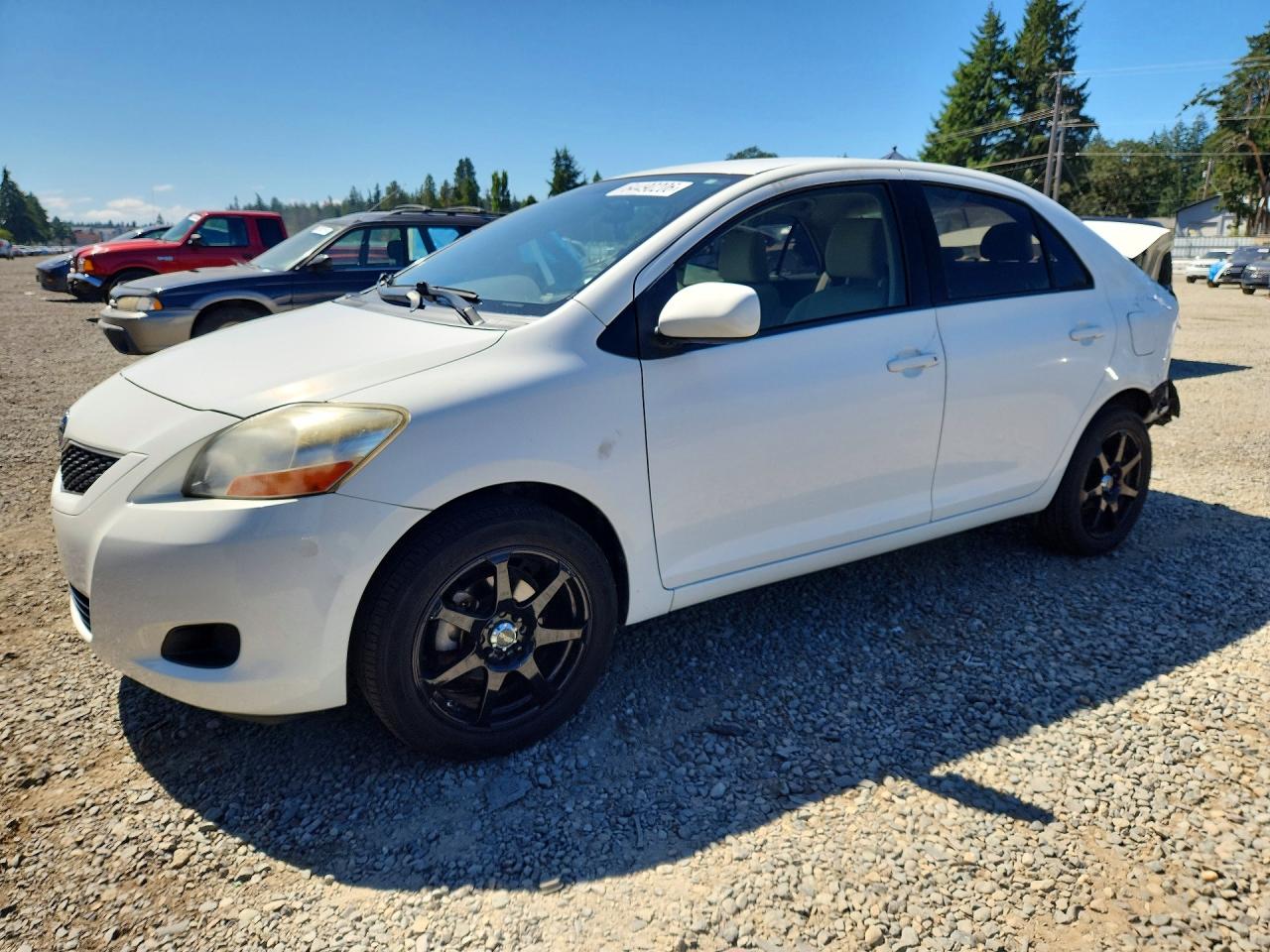 JTDBT4K31B1406199 · 2011 TOYOTA YARIS