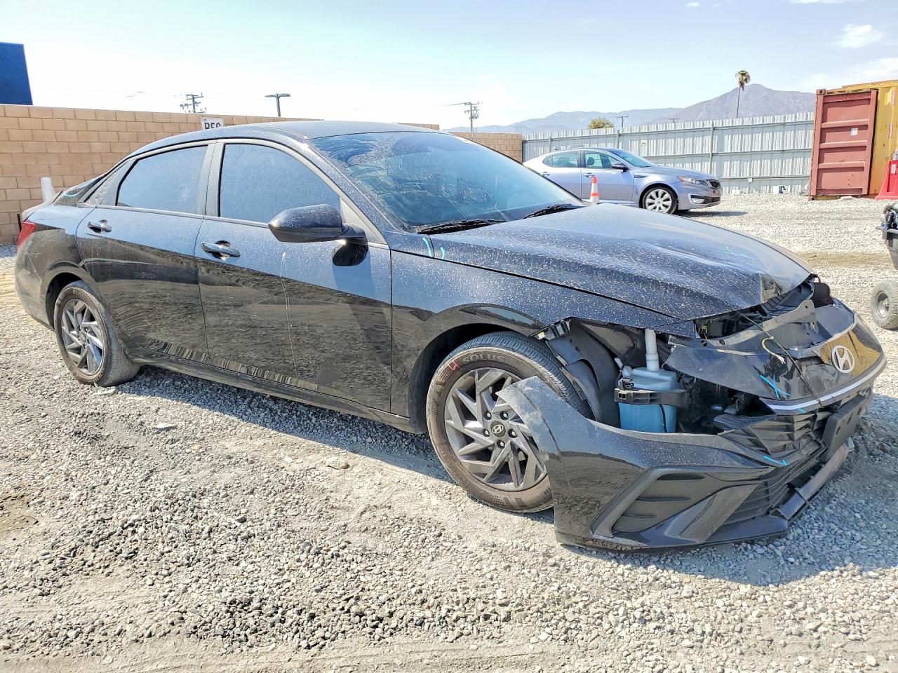 KMHLM4DJ2SU124774 · 2025 HYUNDAI ELANTRA HYBRID · 4/13