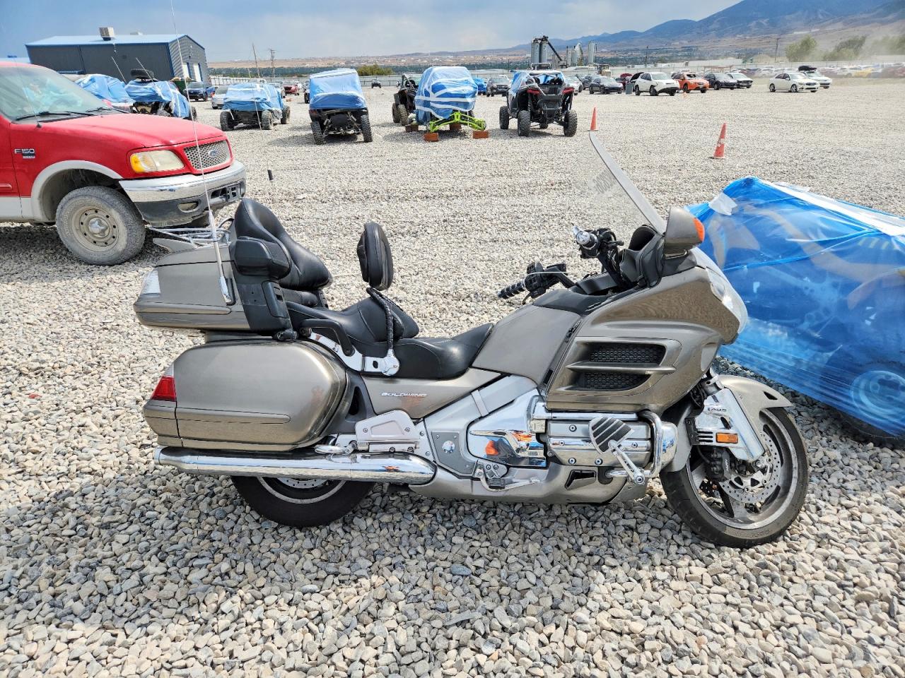 1HFSC47M76A513626 · 2006 HONDA GL1800