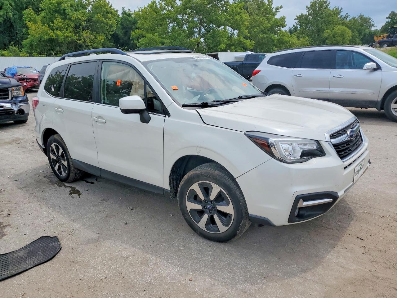 JF2SJARC5JH413061 · 2018 SUBARU FORESTER · 4/12