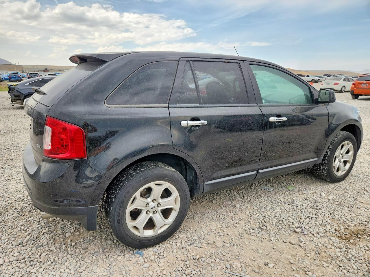 2FMDK3JC5BBA20439 · 2011 FORD EDGE · 3/12