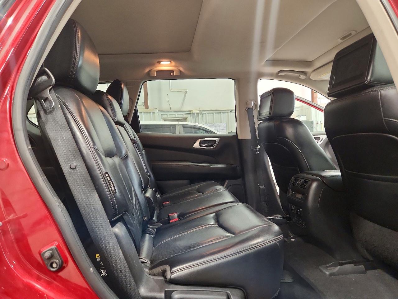 5N1DR2MMXJC625341 · 2018 NISSAN PATHFINDER · 11/13