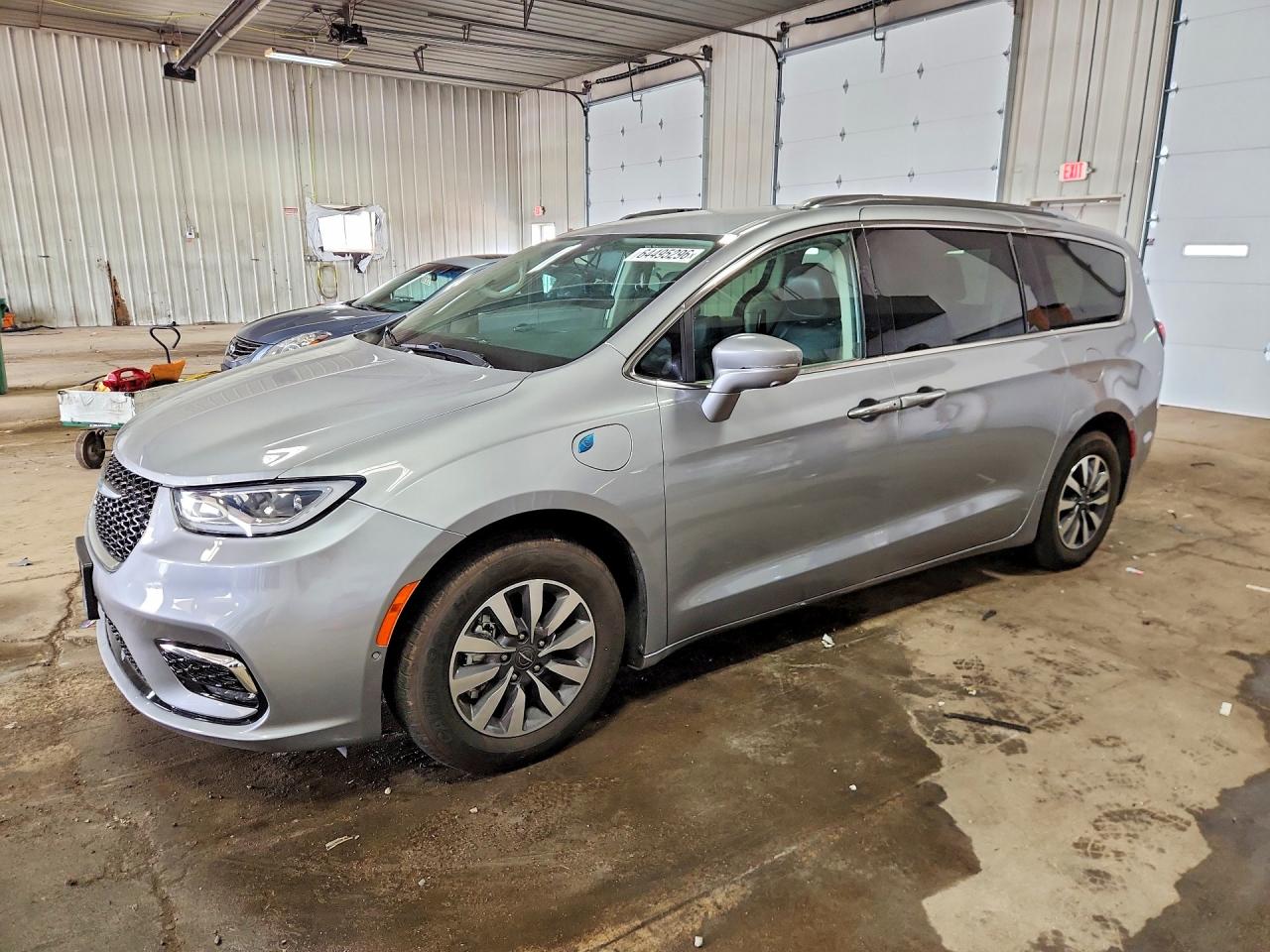 2021 CHRYSLER PACIFICA