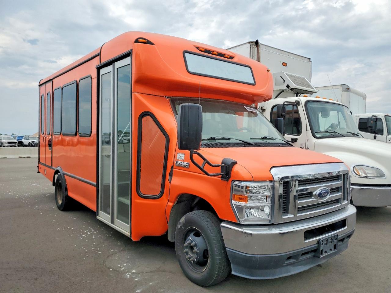 1FDFE4FN1PDD25860 · 2023 FORD ECONOLINE