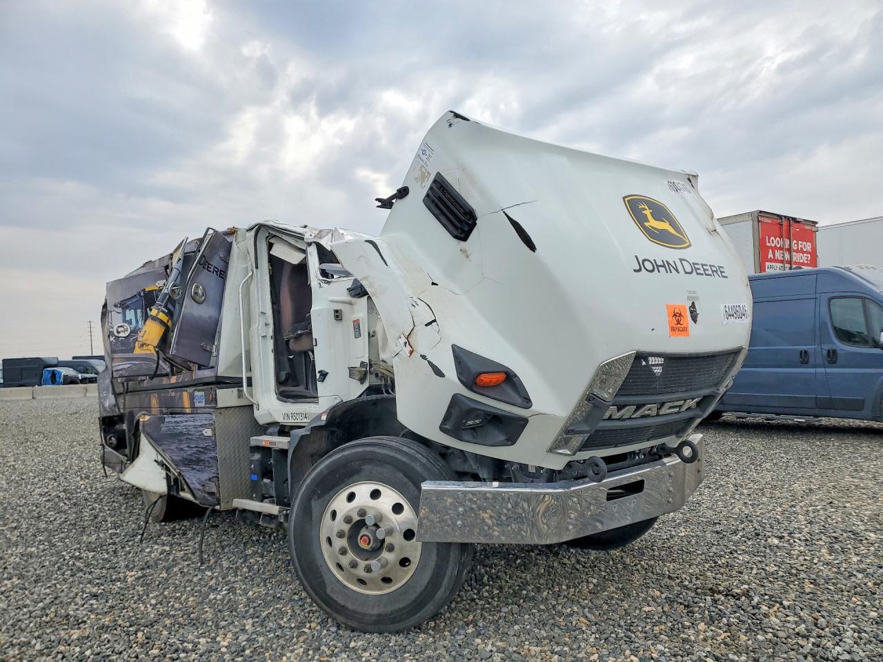 1M2MDBAA7RS013141 · 2024 MACK MD · 4/12