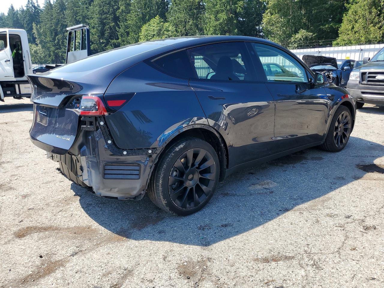 7SAYGDEE4RF013801 · 2024 TESLA MODEL Y · 3/14
