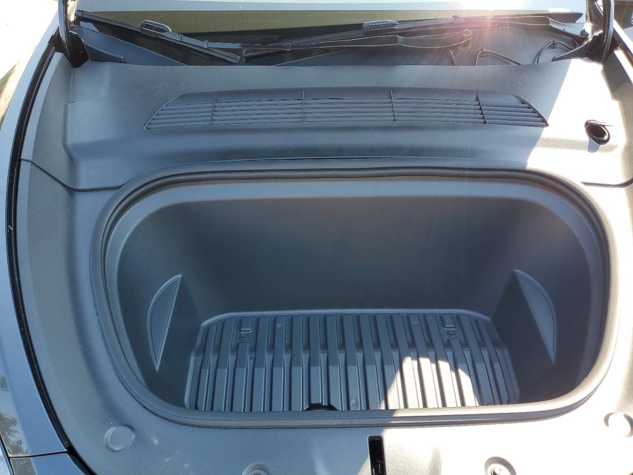 7SAYGDEE4RF013801 · 2024 TESLA MODEL Y · 12/14