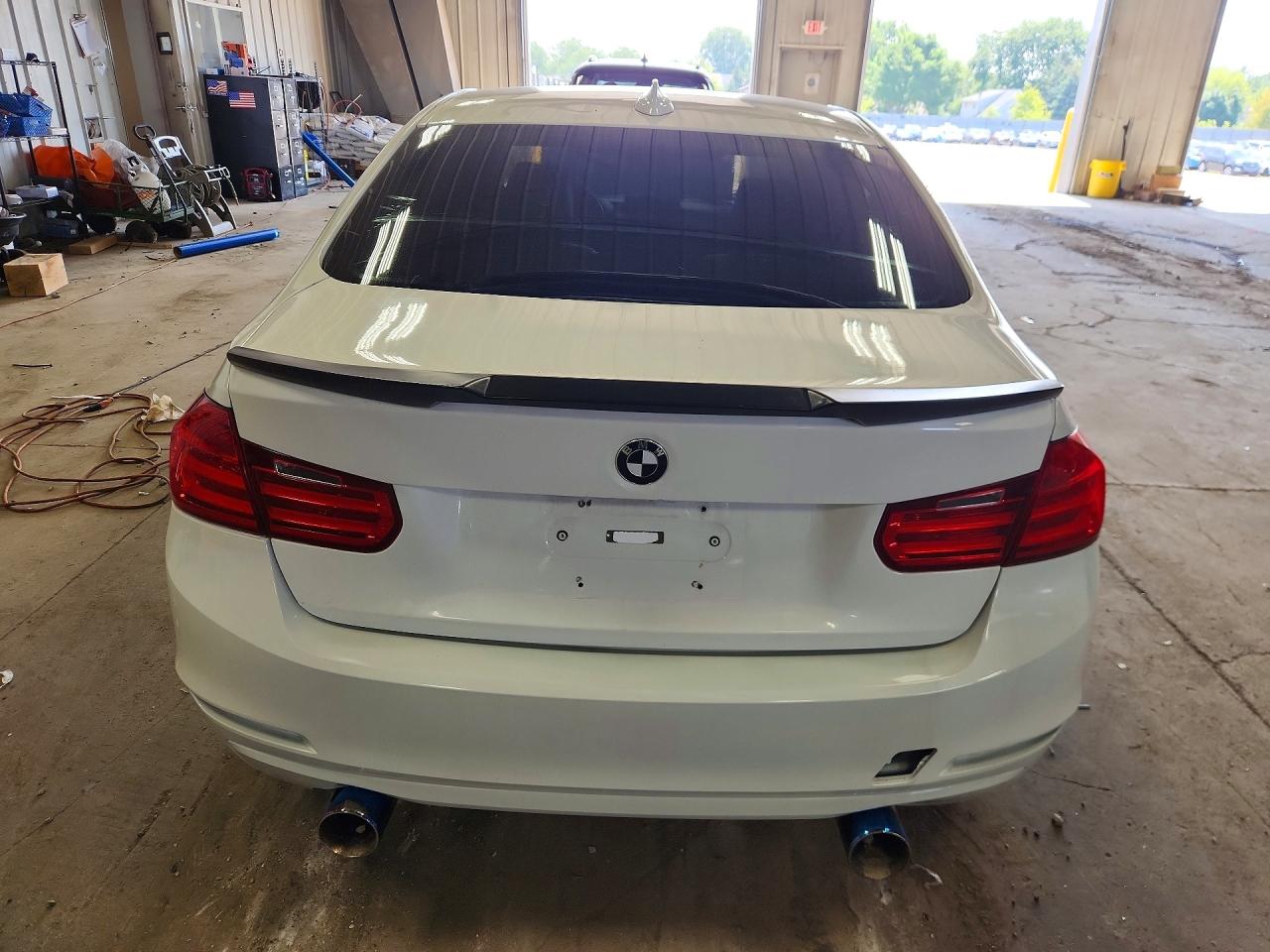 WBA3B3C55DF540797 · 2013 BMW 328 · 6/13