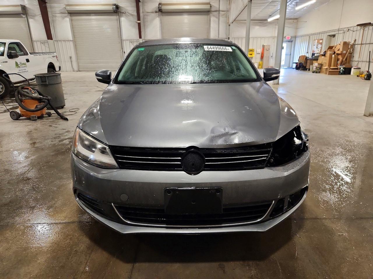 3VWDP7AJ1DM428009 · 2013 VOLKSWAGEN JETTA · 5/12
