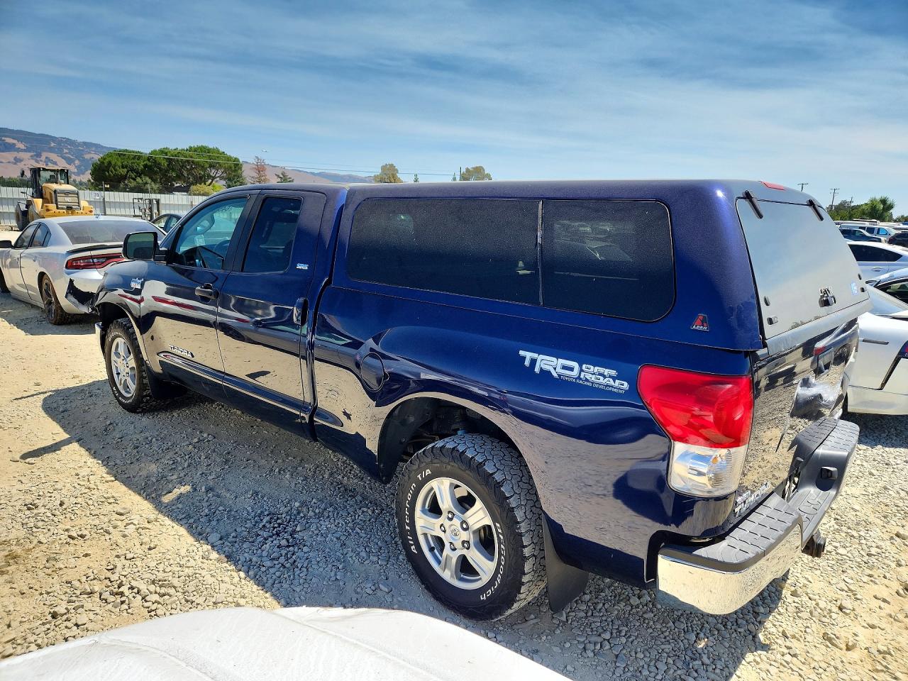 5TFBV541X8X062048 · 2008 TOYOTA TUNDRA · 2/13