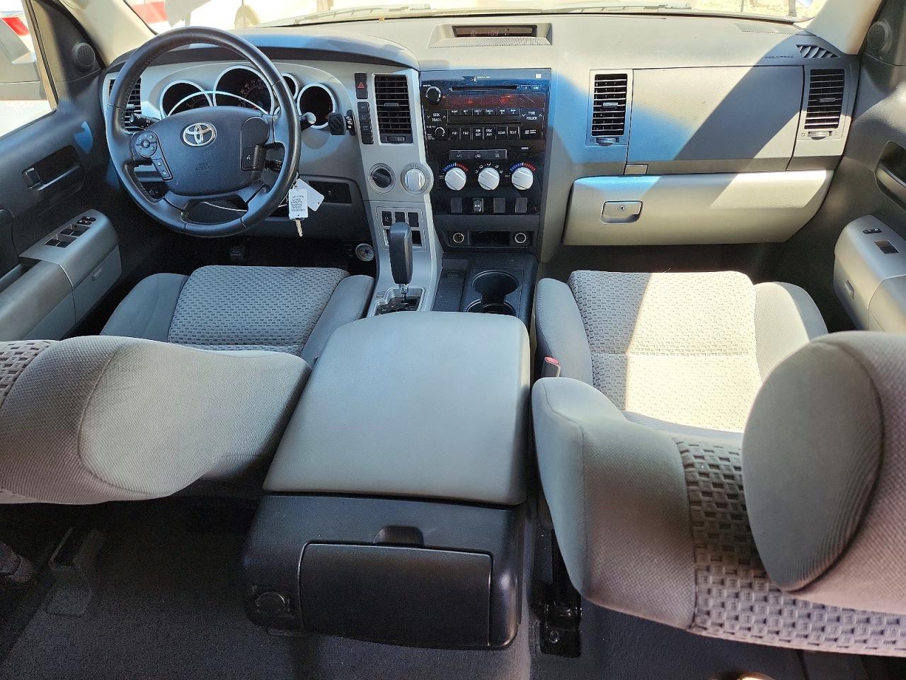 5TFBV541X8X062048 · 2008 TOYOTA TUNDRA · 8/13