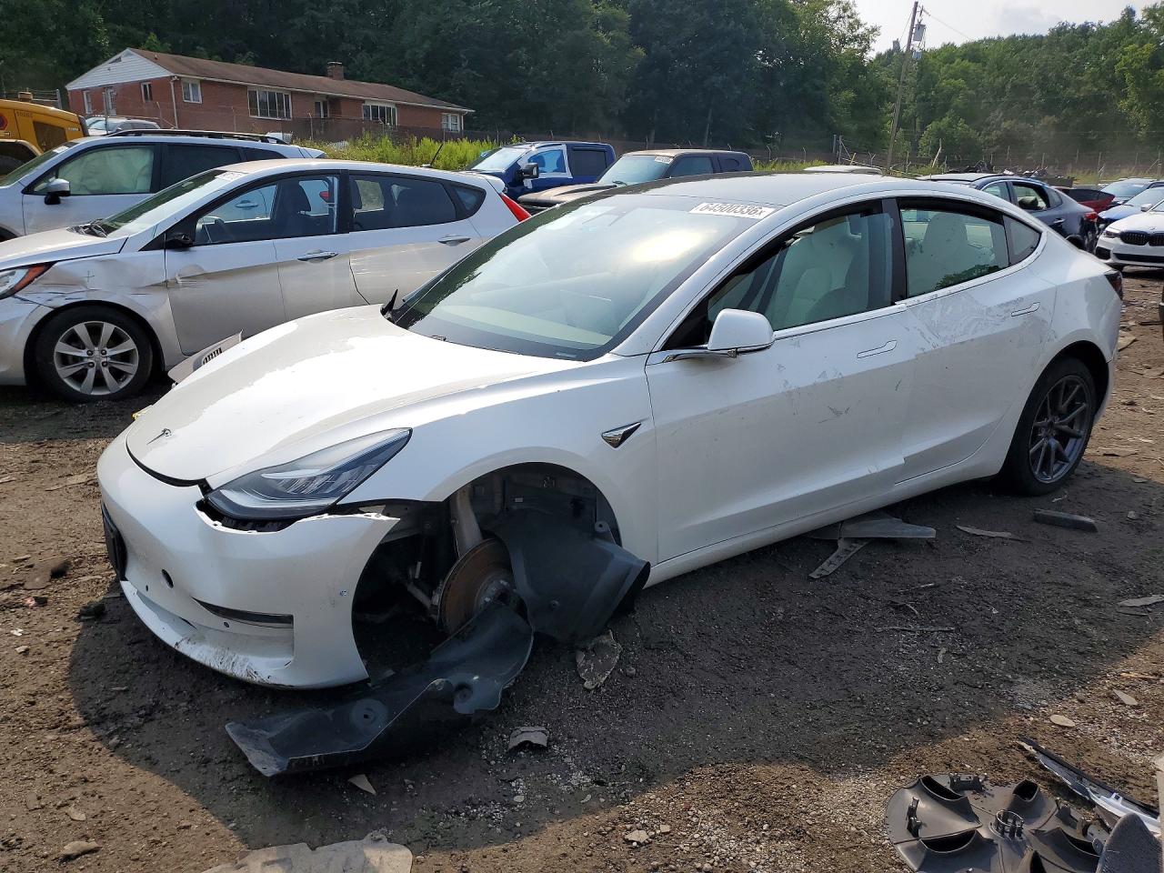 5YJ3E1EA4KF486614 · 2019 TESLA MODEL 3