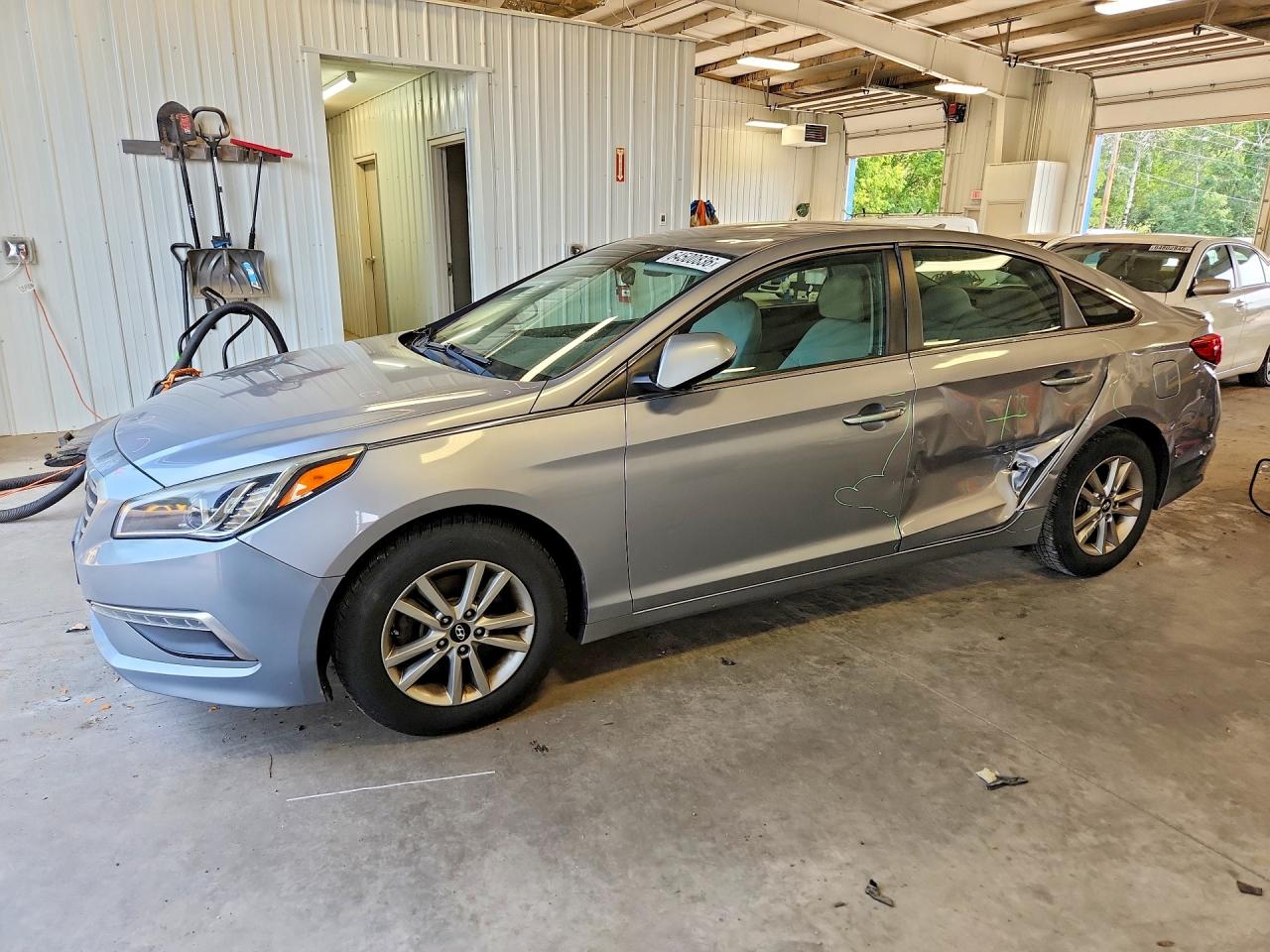 5NPE24AF9FH002805 · 2015 HYUNDAI SONATA