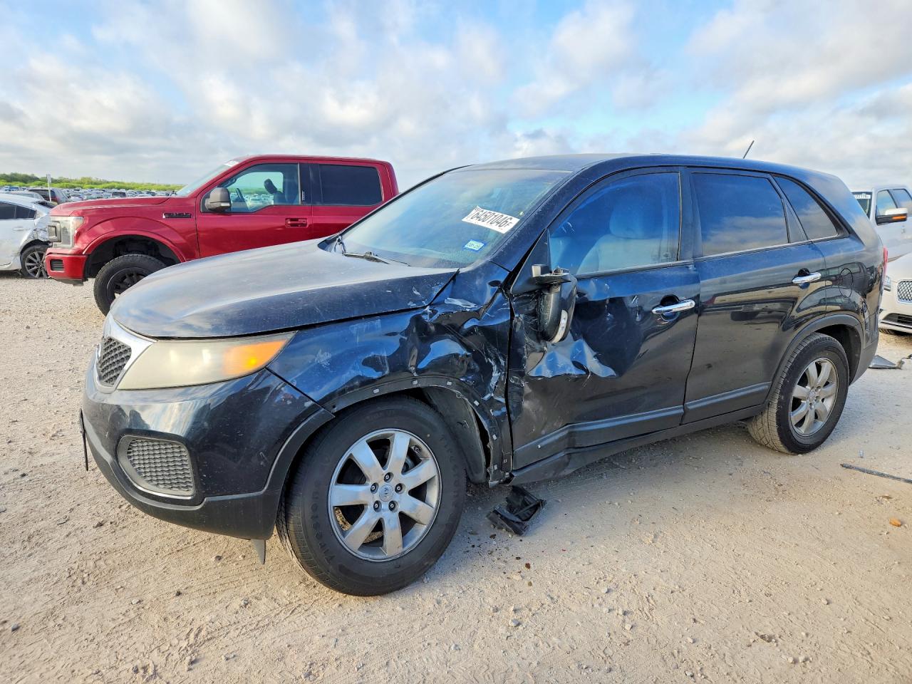 2013 KIA SORENTO