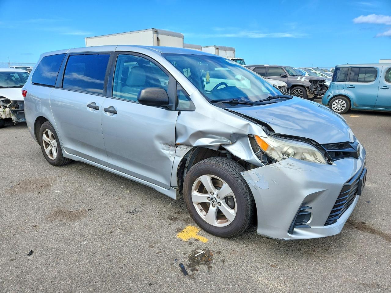 5TDZZ3DC2LS054789 · 2020 TOYOTA SIENNA · 4/13