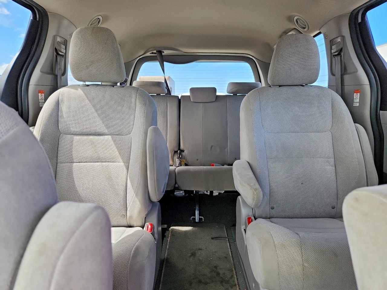 5TDZZ3DC2LS054789 · 2020 TOYOTA SIENNA · 10/13