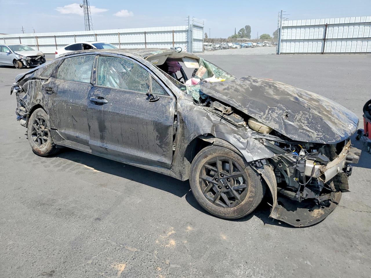 KNAG24J70T5432829 · 2026 KIA K5 · 4/13