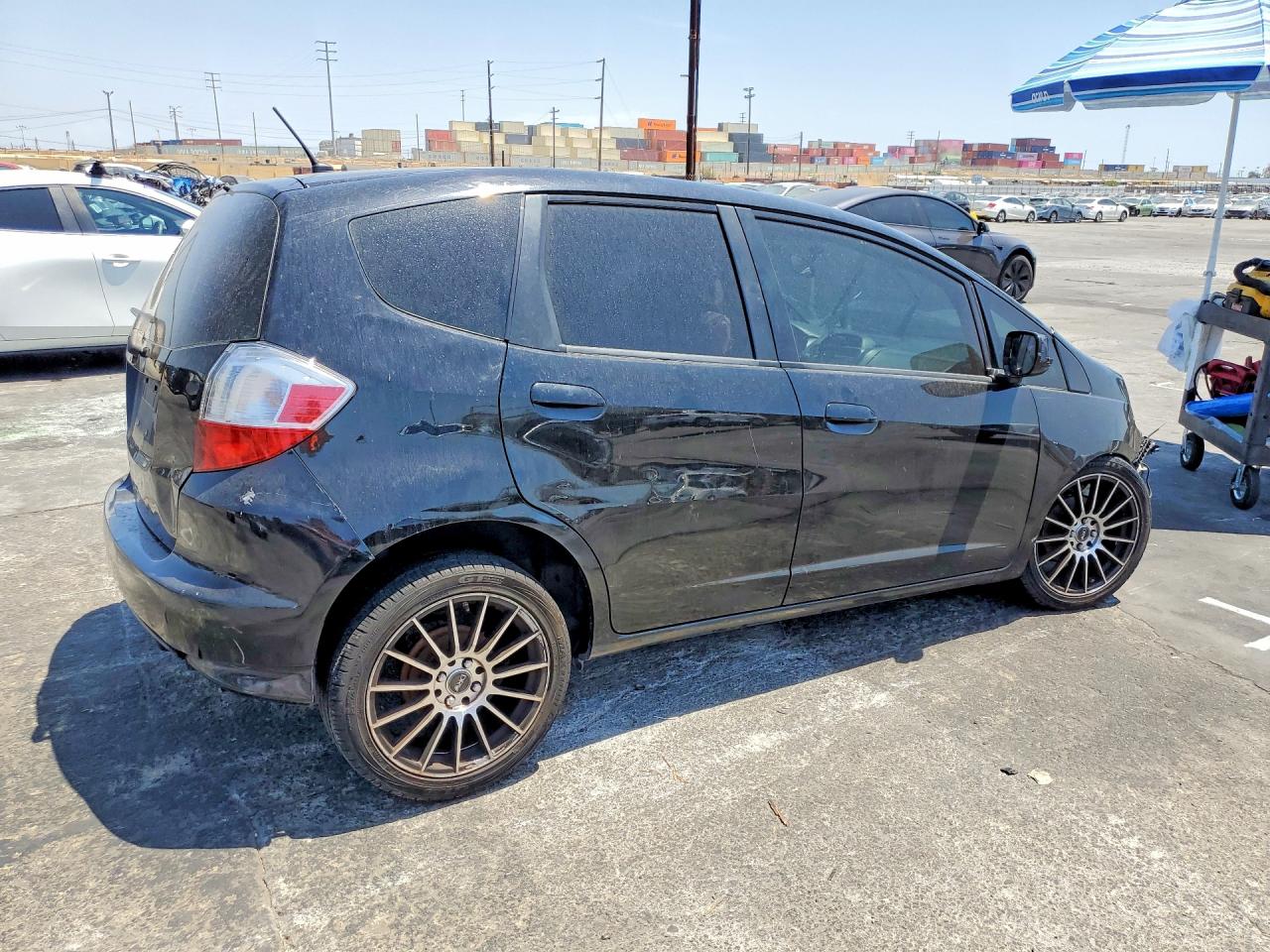 JHMGE8H30BS010983 · 2011 HONDA FIT · 3/12