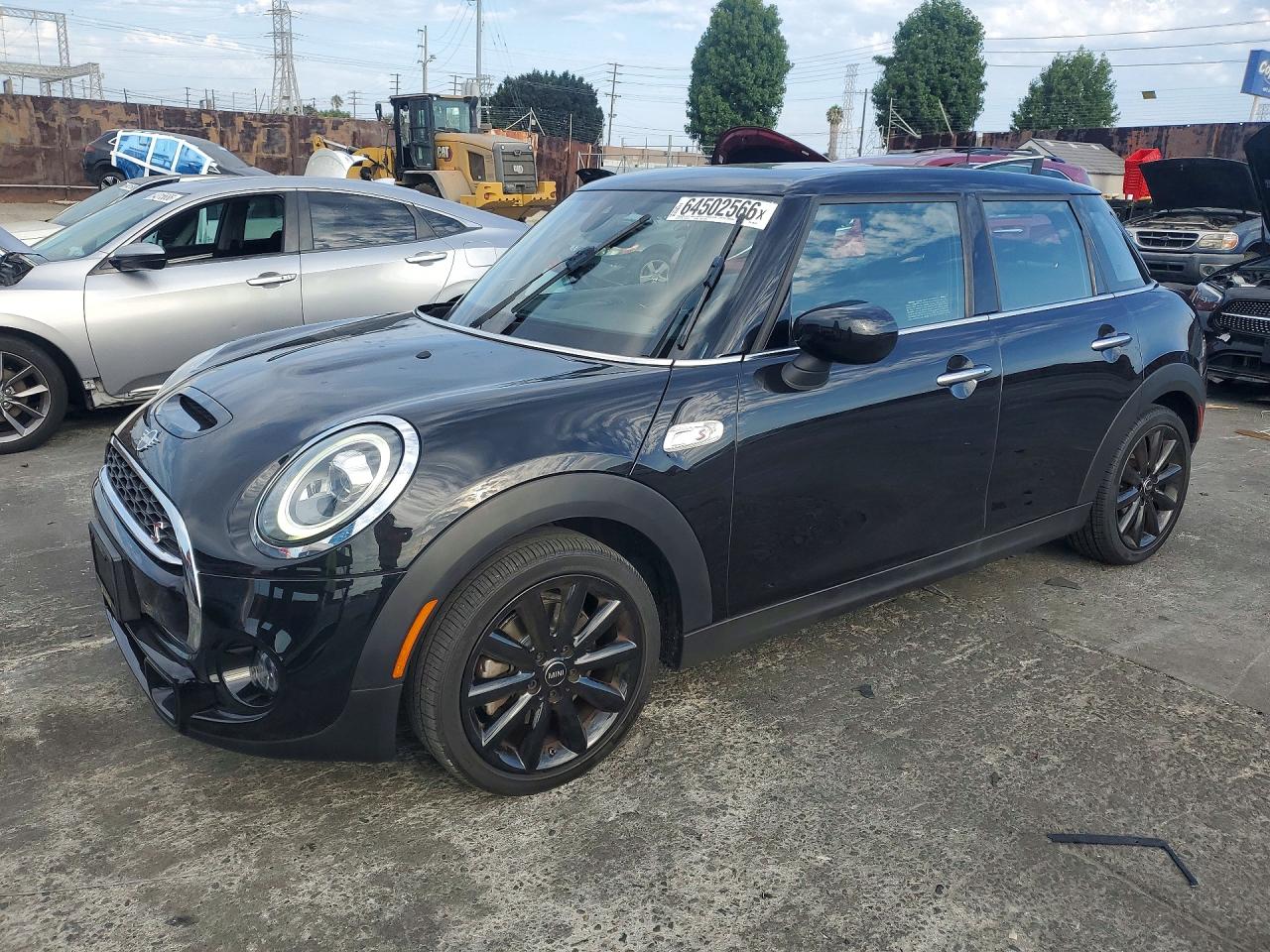 WMWXU9C01L2M45954 · 2020 MINI COOPER