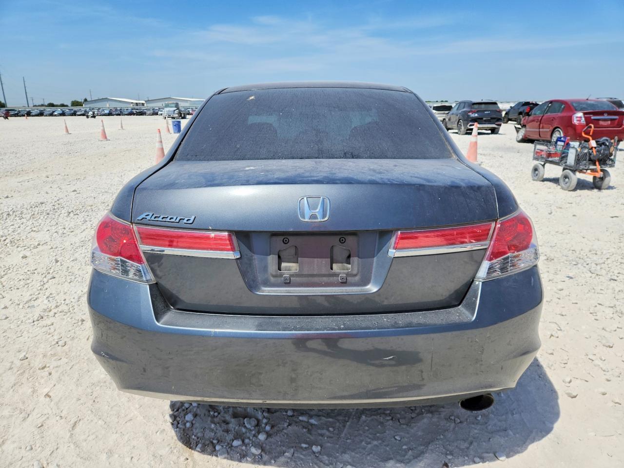 1HGCP2F36BA007250 · 2011 HONDA ACCORD · 6/13