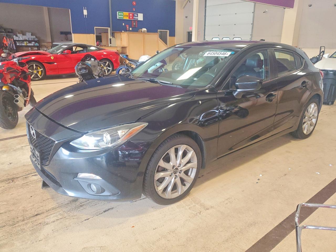 JM1BM1L3XF1256349 · 2015 MAZDA 3