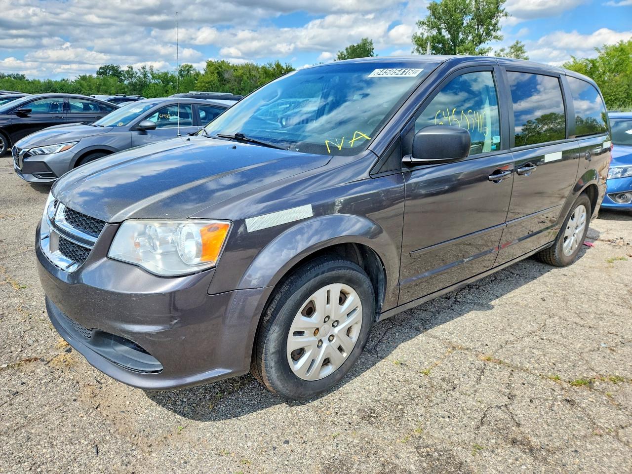 2C4RDGBG4HR568719 · 2017 DODGE GRAND CARAVAN