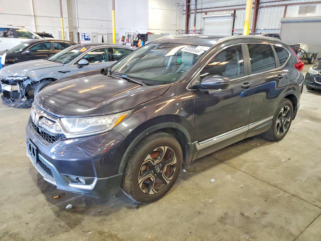 2HKRW2H98HH632313 · 2017 HONDA CR-V