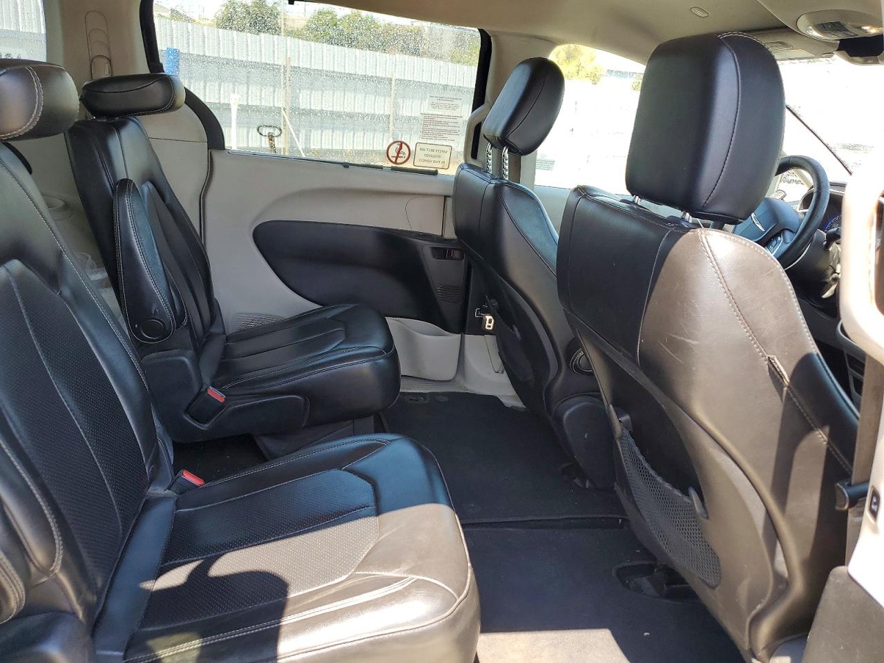 2C4RC1DG7MR516265 · 2021 CHRYSLER VOYAGER · 10/12