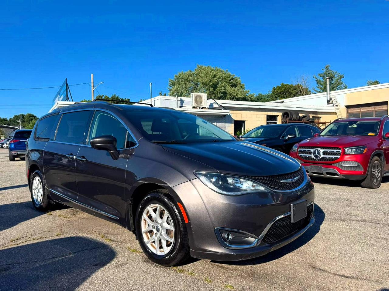 2C4RC1BG4LR106525 · 2020 CHRYSLER PACIFICA