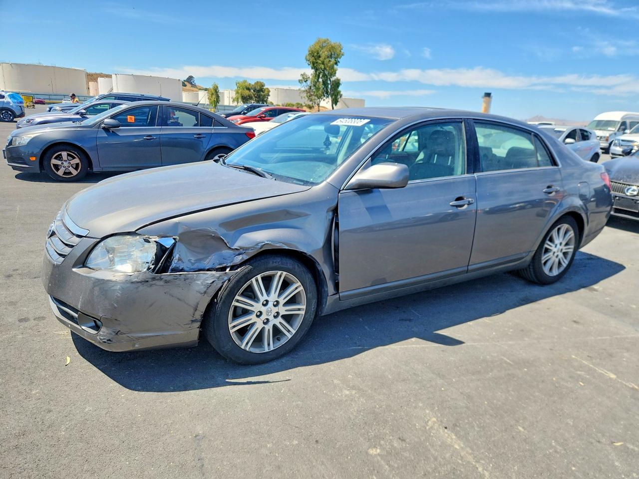 4T1BK36B45U055091 · 2005 TOYOTA AVALON