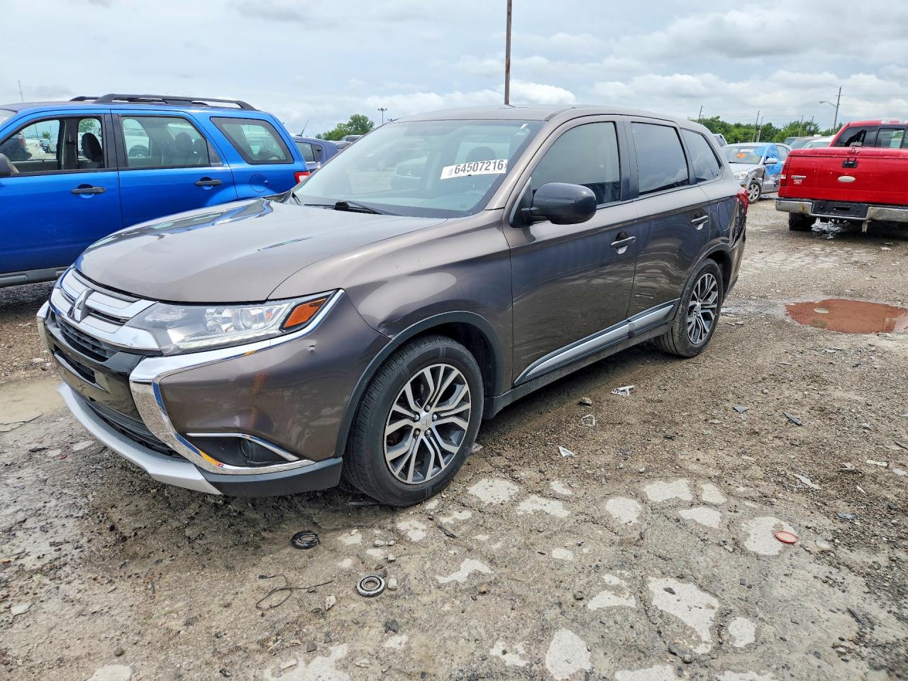 JA4AD2A30JZ048800 · 2018 MITSUBISHI OUTLANDER