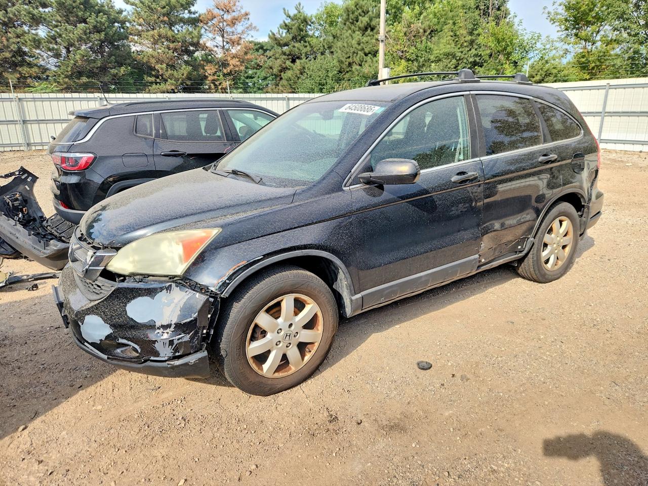 5J6RE3H45BL004879 · 2011 HONDA CR-V