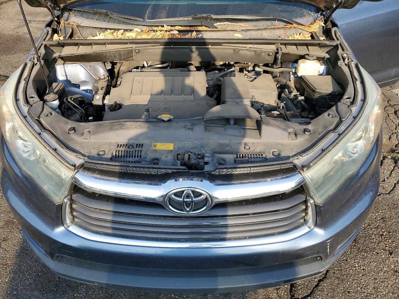 5TDJKRFH3FS170259 · 2015 TOYOTA HIGHLANDER · 11/12