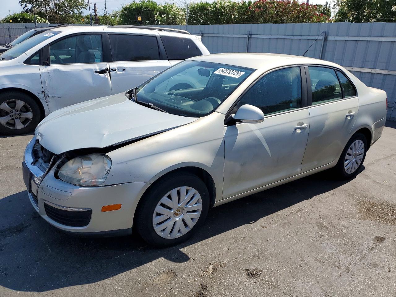 2010 VOLKSWAGEN JETTA