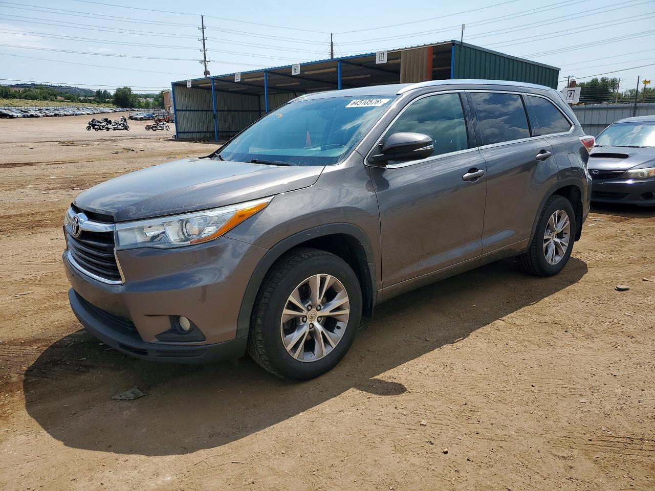 5TDJKRFH1FS084609 · 2015 TOYOTA HIGHLANDER