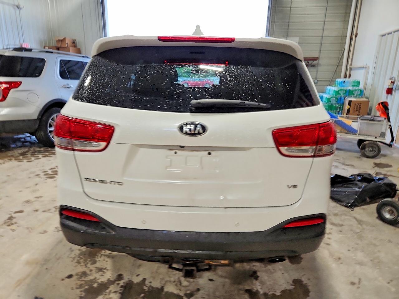 5XYPGDA5XJG430982 · 2018 KIA SORENTO · 6/13