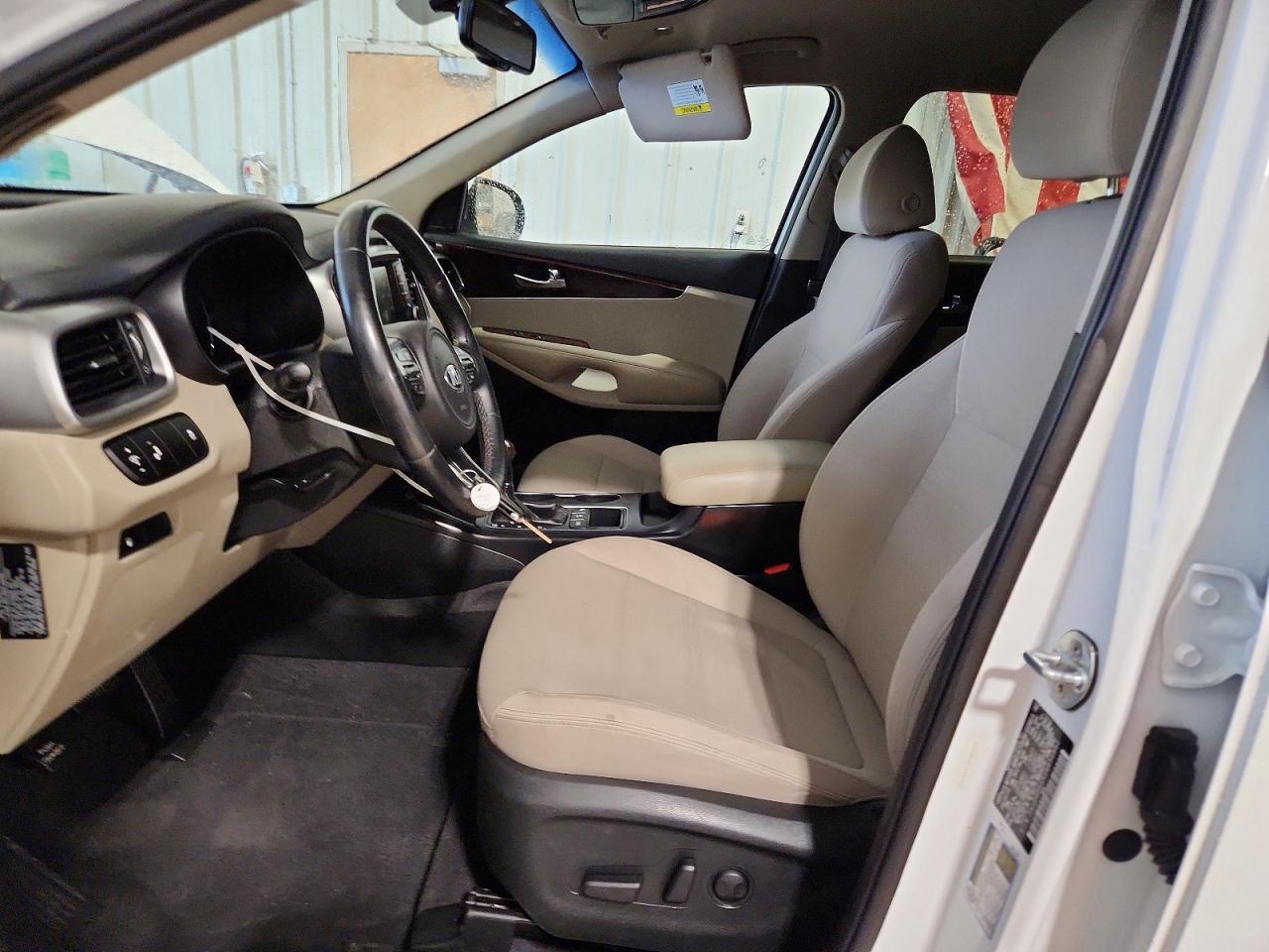 5XYPGDA5XJG430982 · 2018 KIA SORENTO · 7/13
