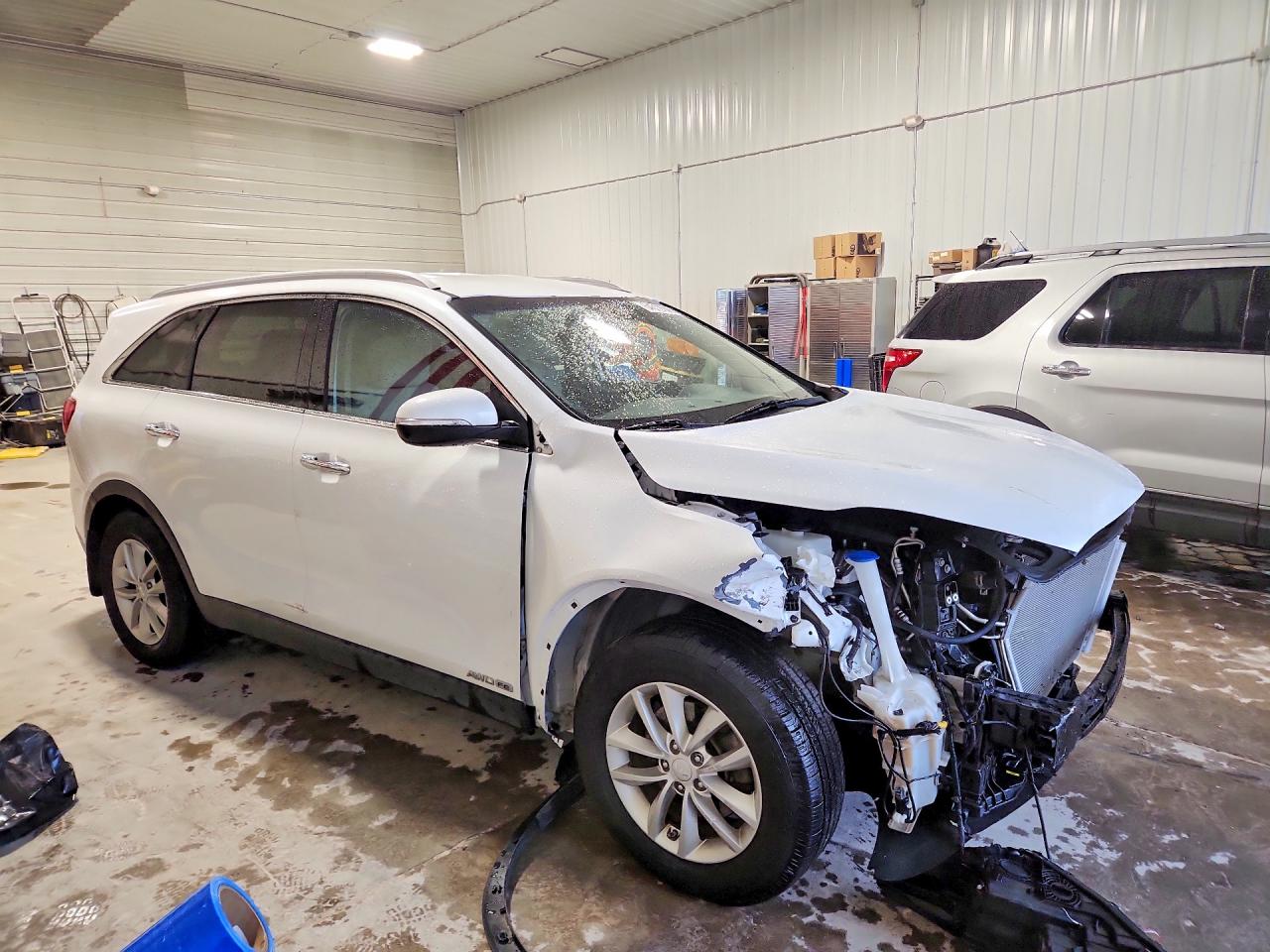 5XYPGDA5XJG430982 · 2018 KIA SORENTO · 4/13
