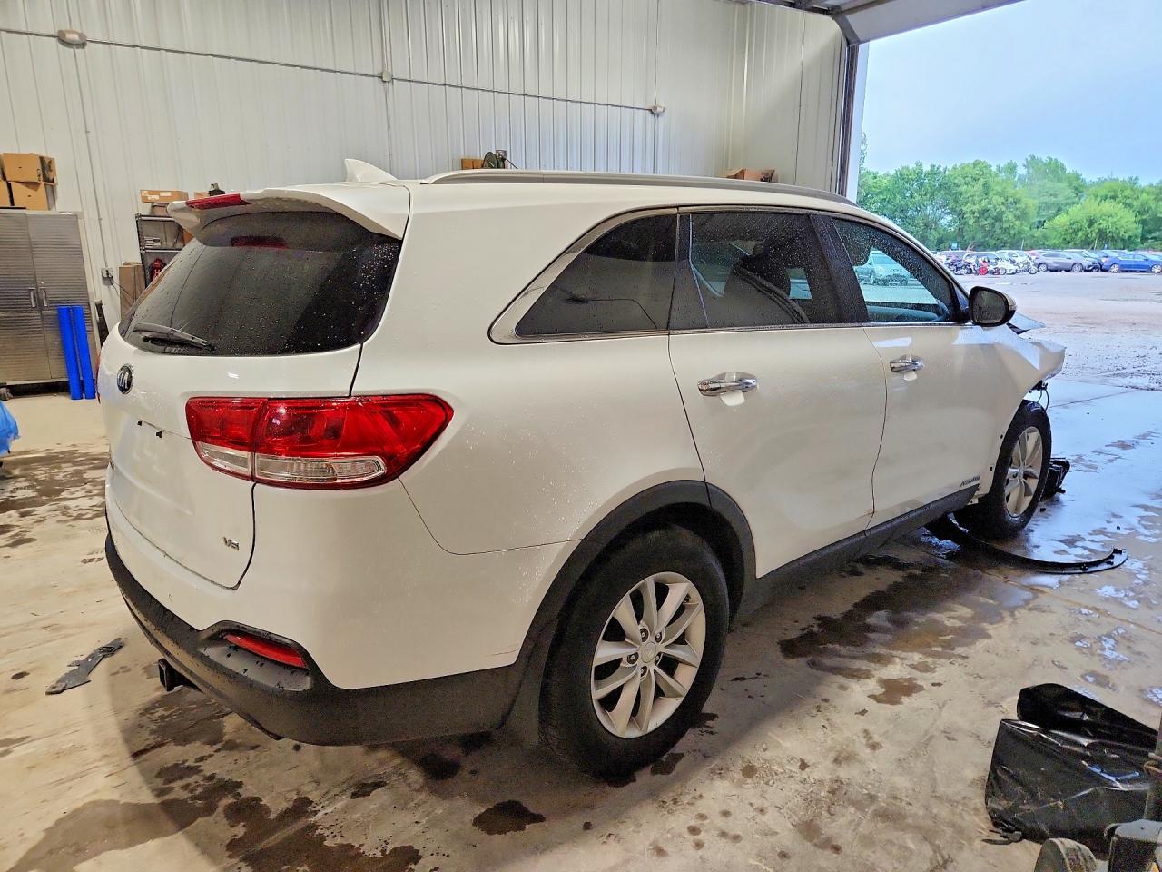 5XYPGDA5XJG430982 · 2018 KIA SORENTO · 3/13