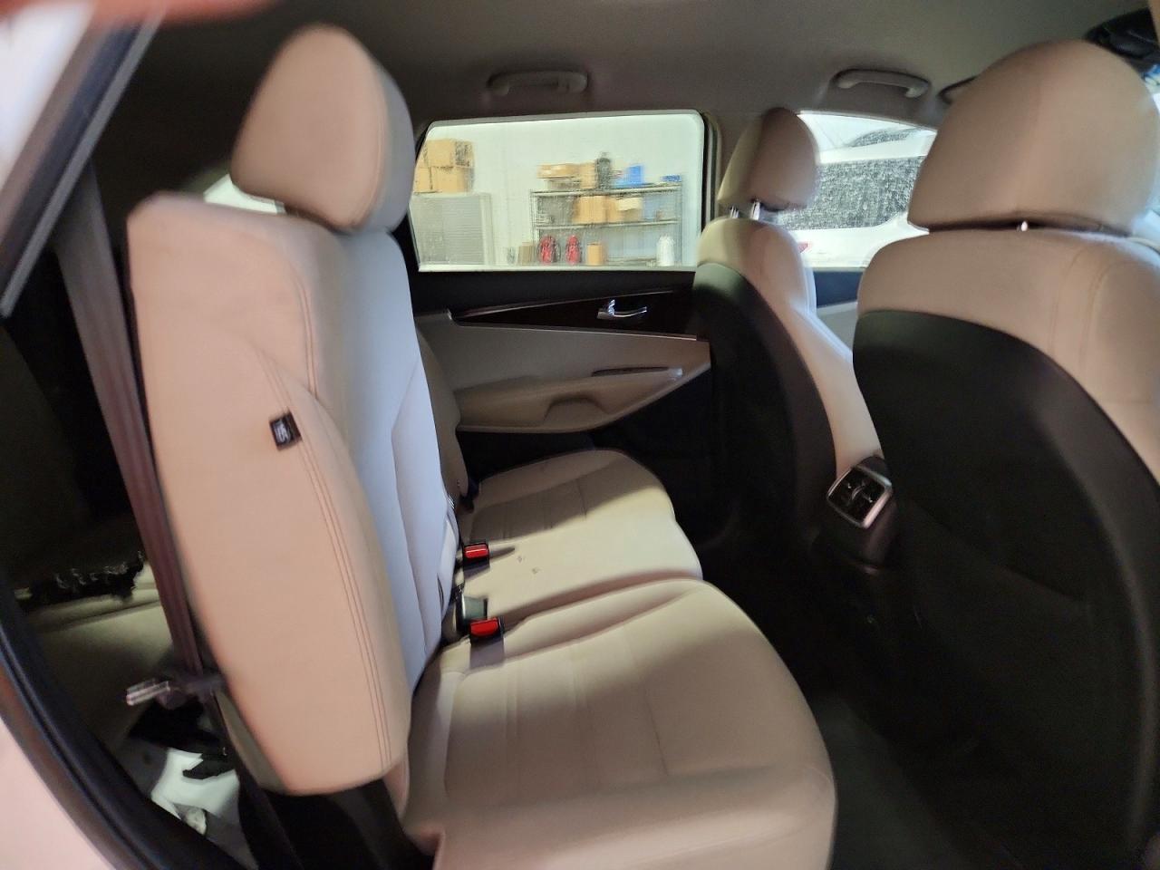 5XYPGDA5XJG430982 · 2018 KIA SORENTO · 11/13