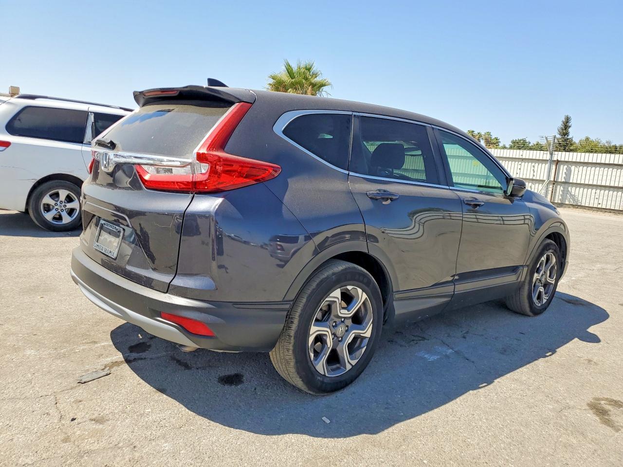 7FARW1H83JE023219 · 2018 HONDA CR-V · 3/12