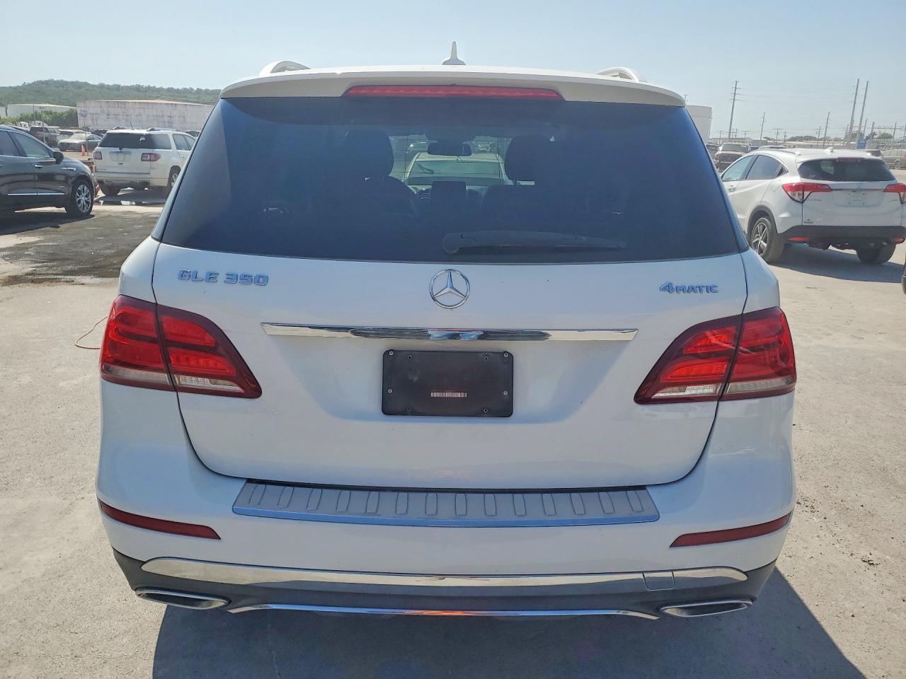 4JGDA5HB0HA926207 · 2017 MERCEDES-BENZ GLE · 6/13