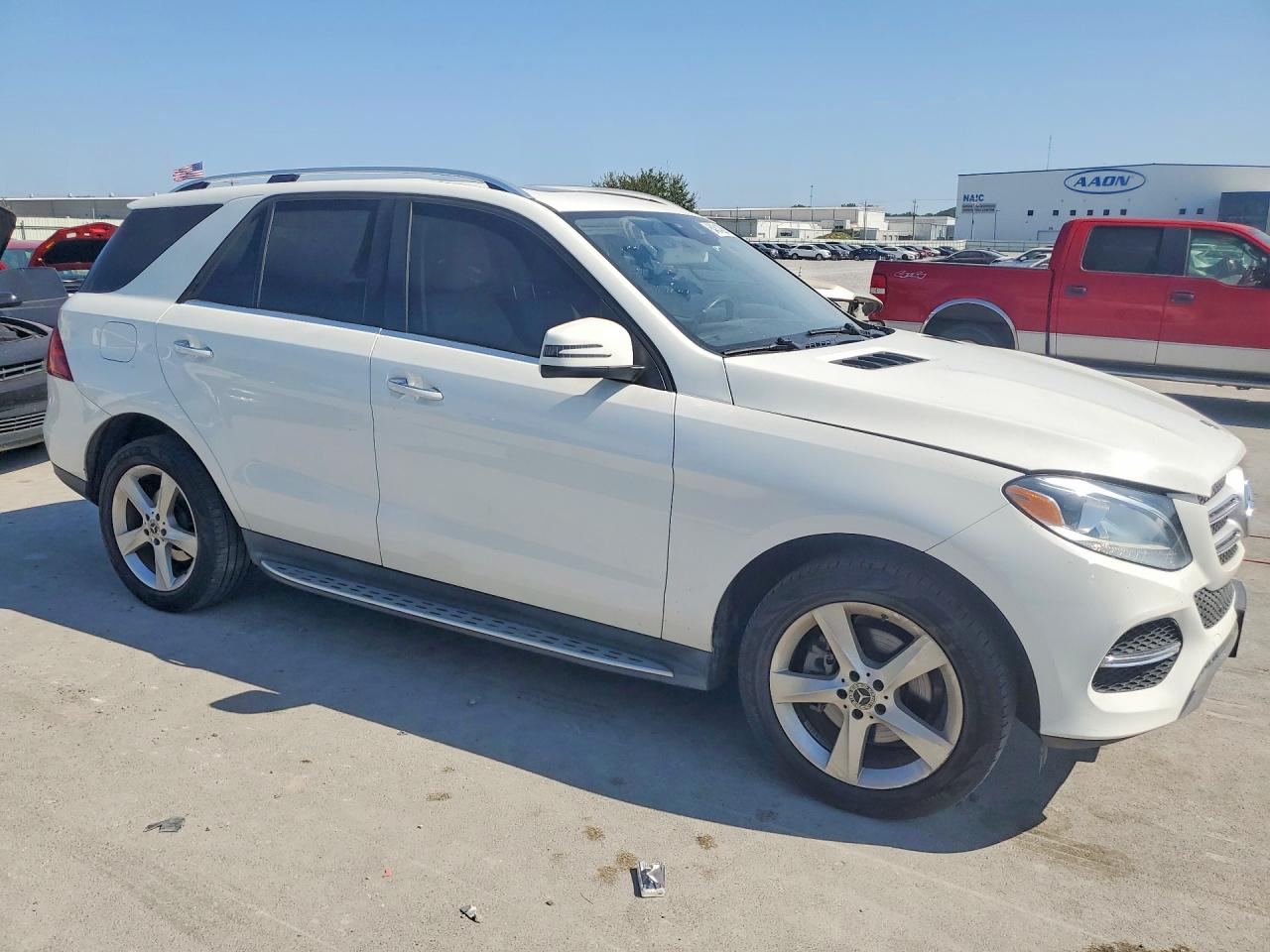 4JGDA5HB0HA926207 · 2017 MERCEDES-BENZ GLE · 4/13